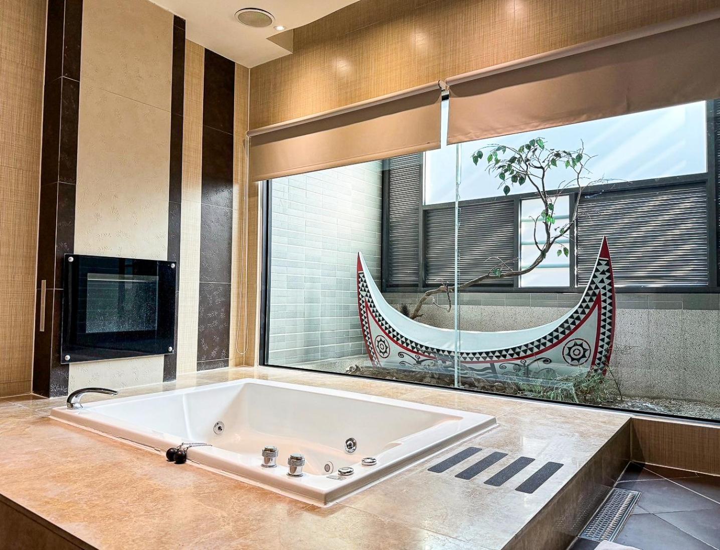 All-Ur Boutique Motel -Chia Yi Branch Чиай Сити Екстериор снимка