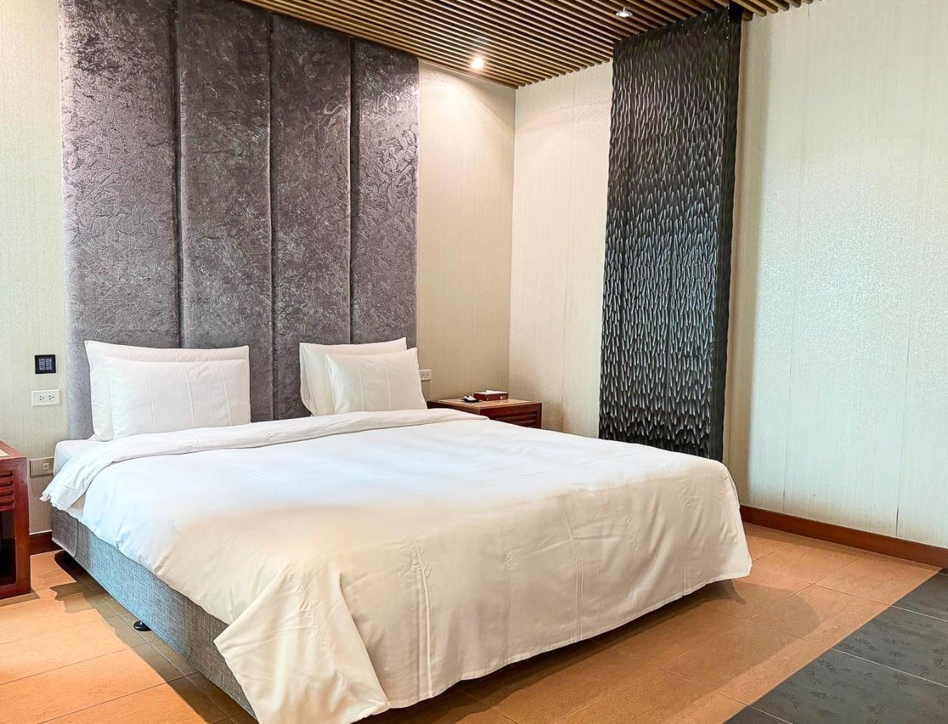 All-Ur Boutique Motel -Chia Yi Branch Чиай Сити Екстериор снимка