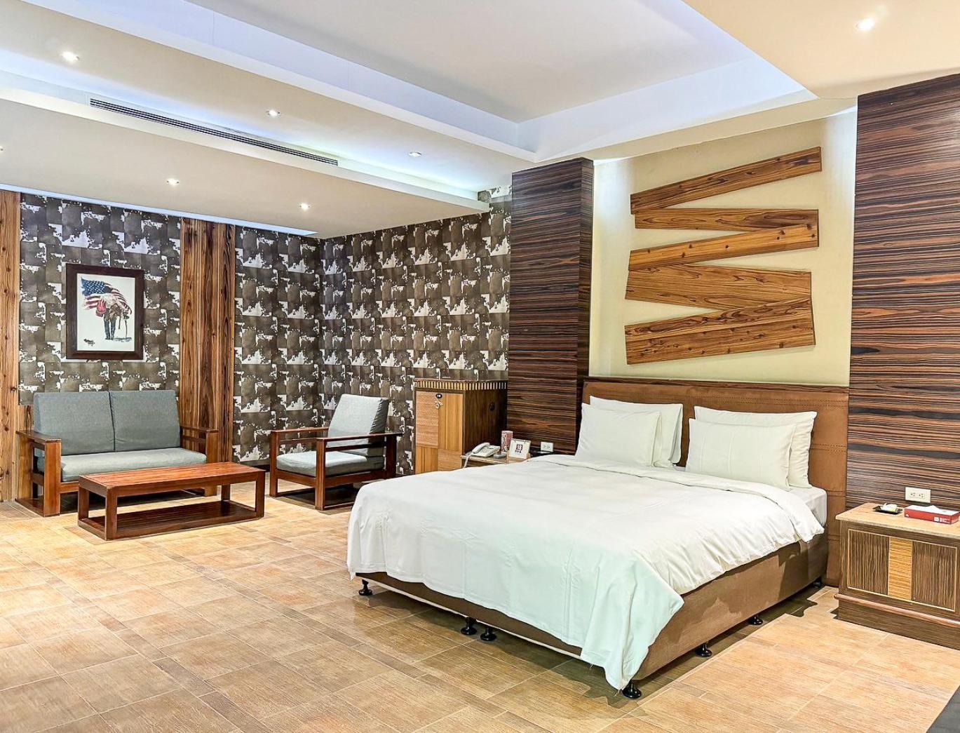 All-Ur Boutique Motel -Chia Yi Branch Чиай Сити Екстериор снимка